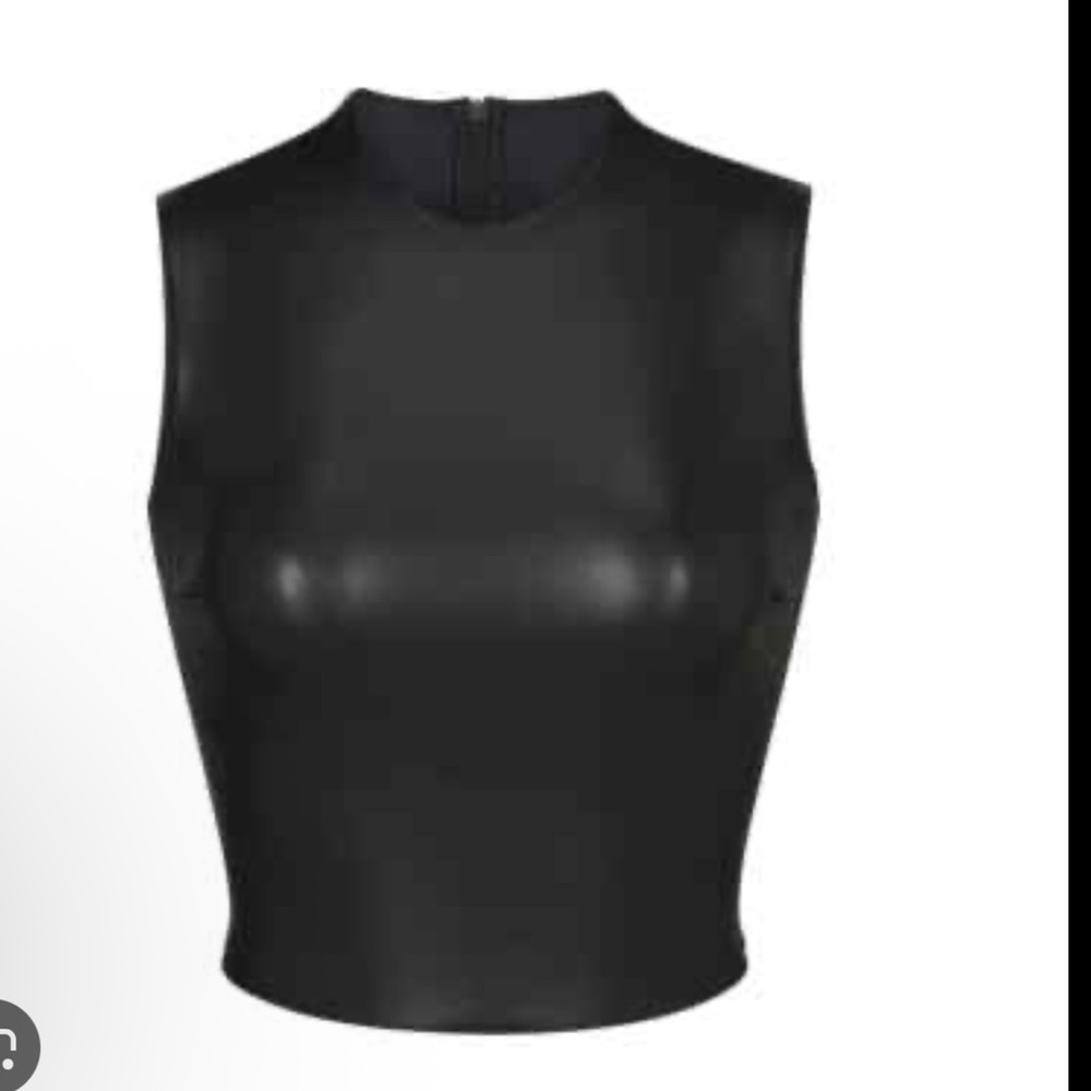 Revolve skims faux leather onyx fitted faux leather fitted top NWt xs